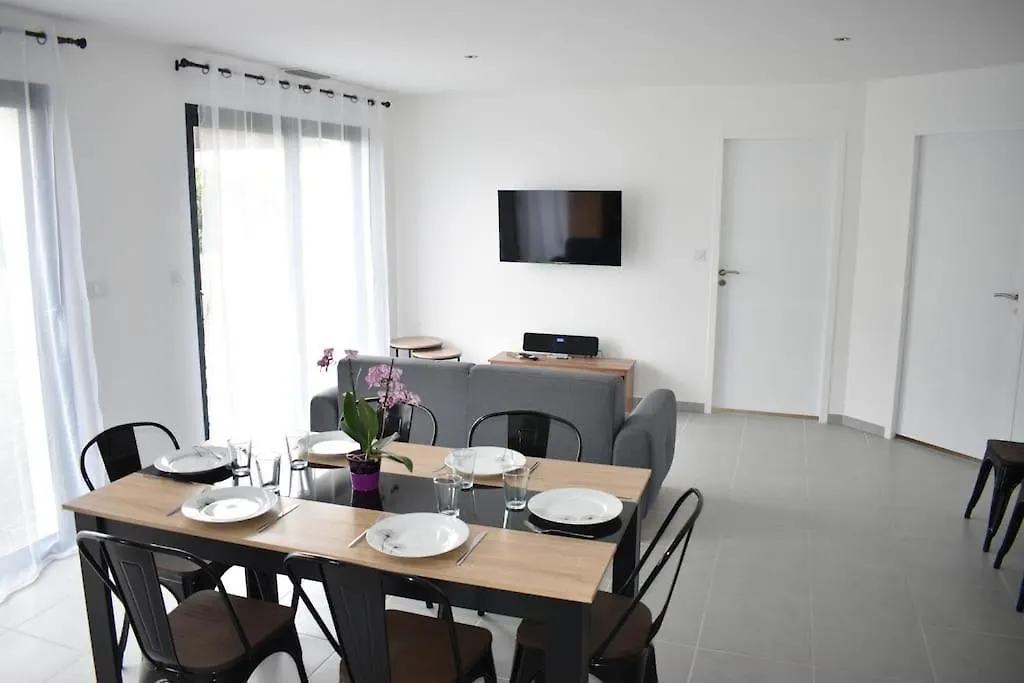 بيت للعطل Maison Climatisee Accessible Pmr آرجول جازو